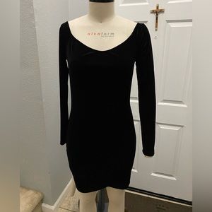 Long sleeve black velvet dress
